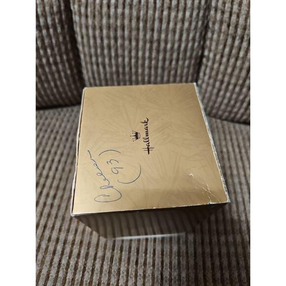 Hallmark Christmas Ornaments Bells Are Ringing Elf Motion 1993 - Picture 5 of 5